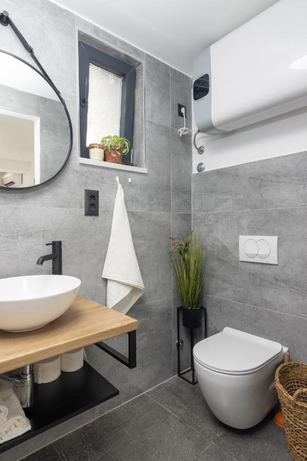 Studio Tina In Centar With Parking Split Bagian luar foto