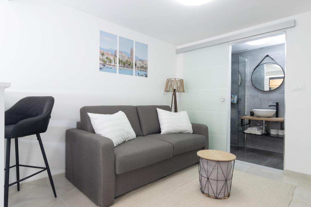 Studio Tina In Centar With Parking Split Bagian luar foto