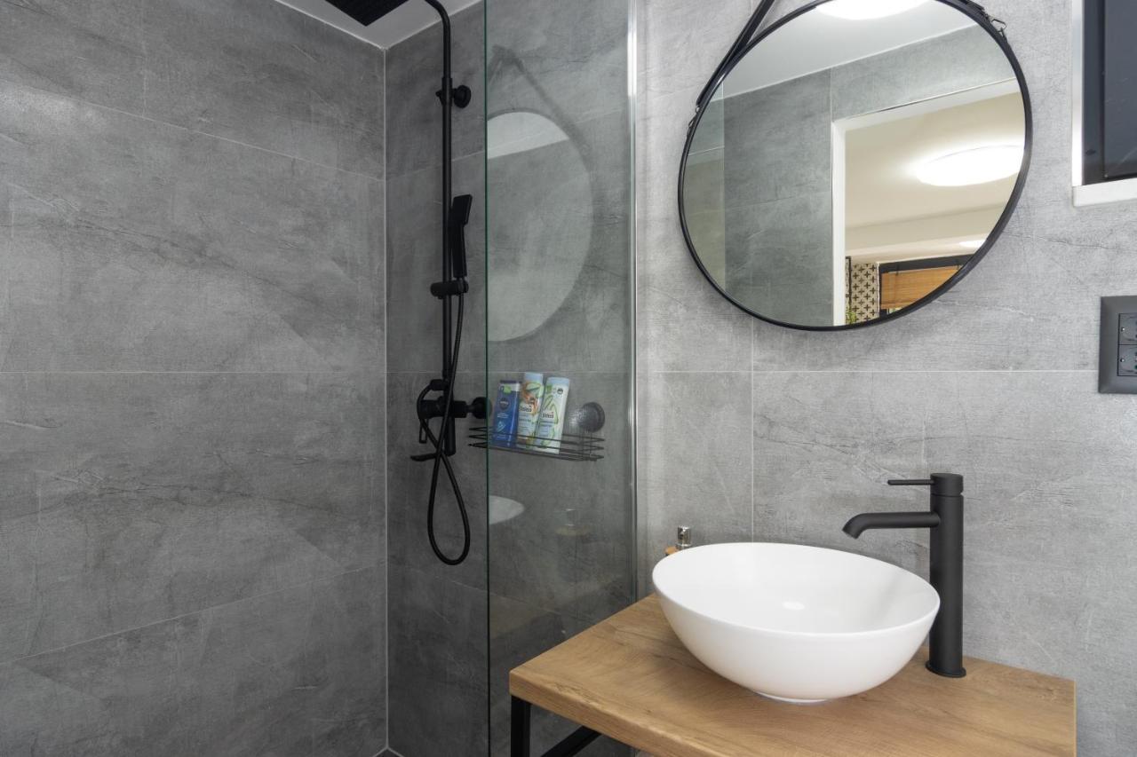 Studio Tina In Centar With Parking Split Bagian luar foto
